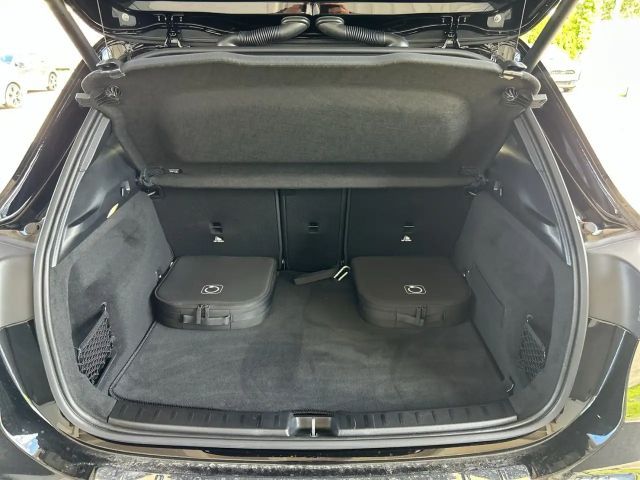 Mercedes-Benz GLA 250 GLA 250 e