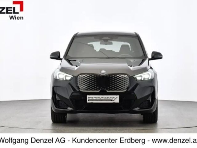 BMW iX1 eDrive20