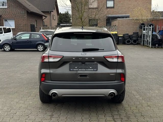 Ford Kuga Plug in Hybrid Titanium
