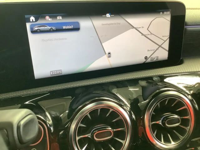 Mercedes-Benz CLA 200 AMG Line Shooting Brake