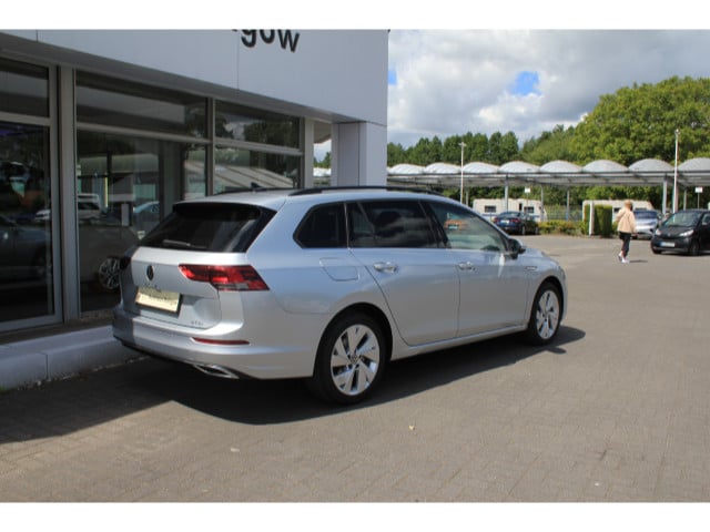 Volkswagen Golf 1.5 eTSI Style Variant