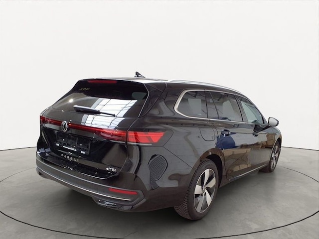 Volkswagen Passat 1.5 eTSI Business Variant