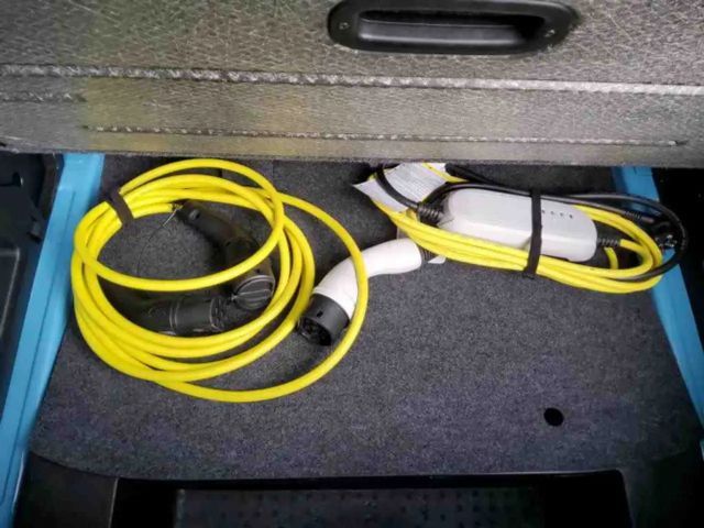 Volkswagen e-up! "Max" Automatik RFK Klima CCS PDC SHZ LED