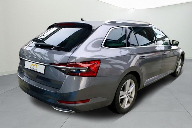 Skoda Superb 2.0 TDI Combi