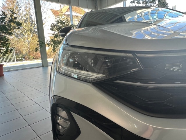 Volkswagen Taigo 1.5 TSI DSG R-Line Style