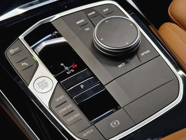 BMW 320 320d Sedan xDrive