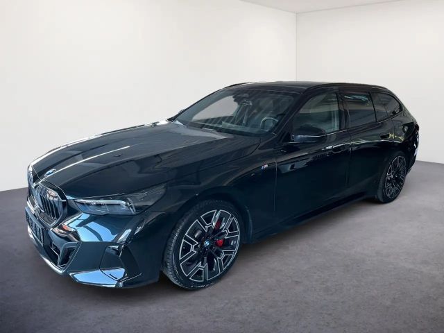 BMW 520 520d M-Sport Touring xDrive
