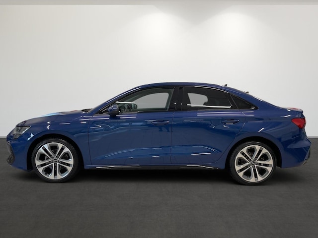 Audi A3 30 TFSI S-Line S-Tronic Sedan