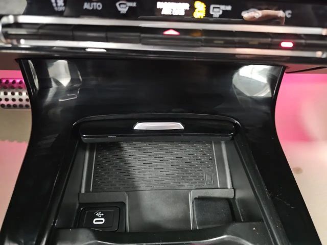 Mercedes-Benz CLA 180 AMG Line