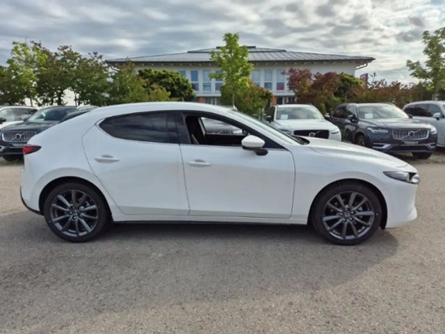 Mazda 3 2.5L Exclusive-line SkyActiv e-Skyactiv