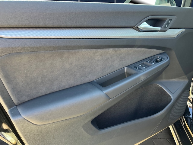 Volkswagen Golf Style