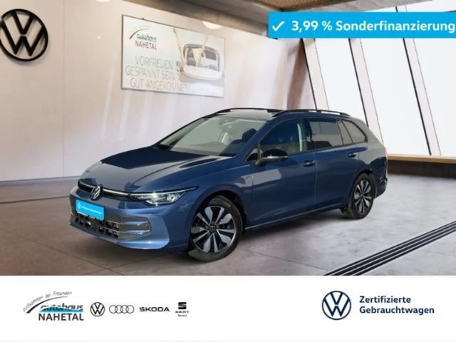 Volkswagen Golf 1.5 eTSI DSG Variant