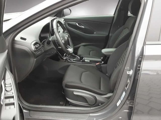 Hyundai i30 Advantage Hybrid