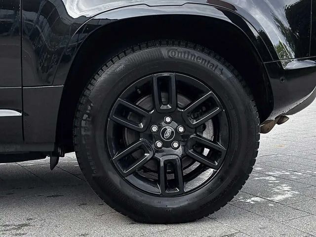 Land Rover Defender 90 D300 Dynamic HSE