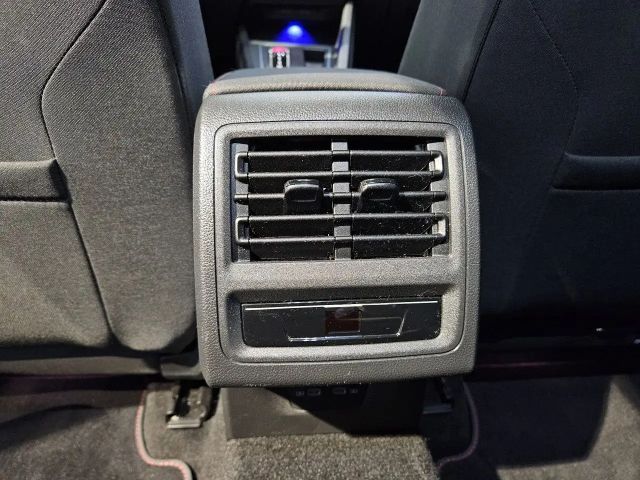 Volkswagen Golf 2.0 TSI DSG GTI