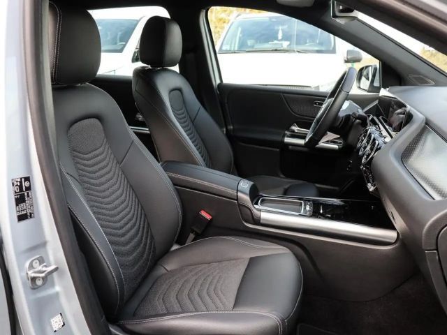 Mercedes-Benz B 200 Progressive