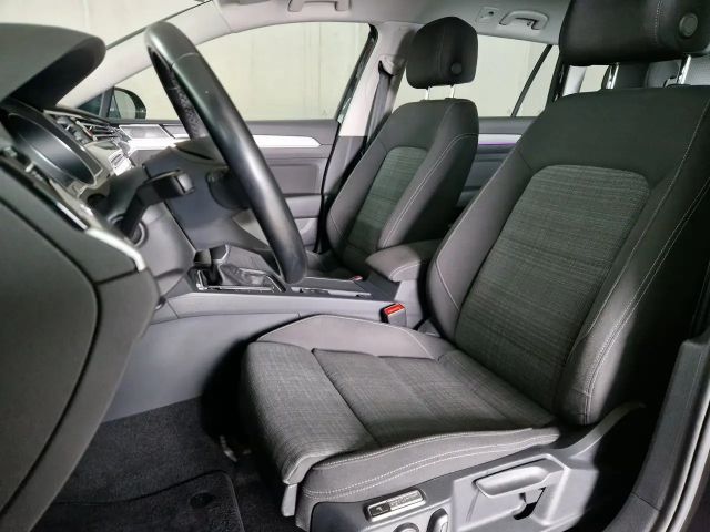 Volkswagen Passat Business Variant