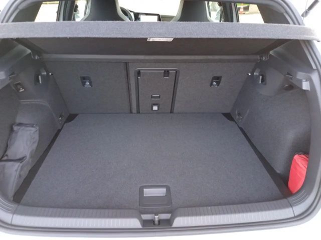 Volkswagen Golf 1.5 eTSI Golf VIII