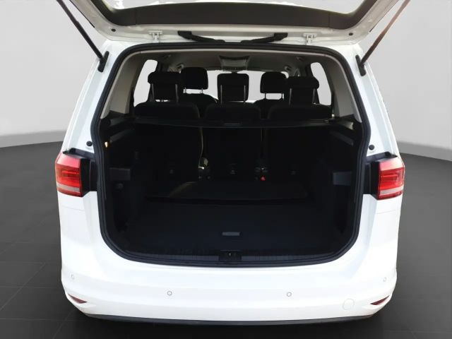 Volkswagen Touran 1.5 TSI DSG