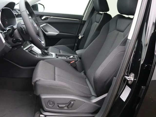 Audi Q3 35 TFSI S-Tronic