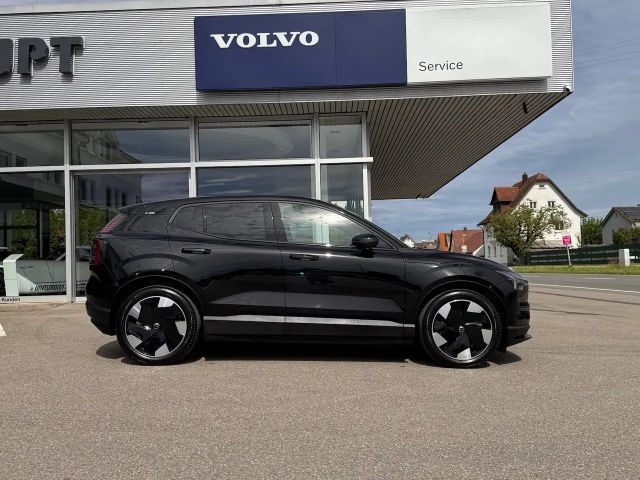 Volvo EX30 Twin motor Ultra