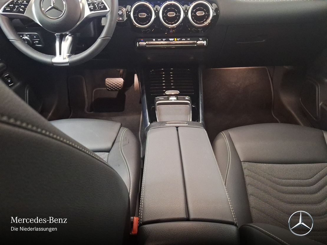 Mercedes-Benz GLA 180 Progressive