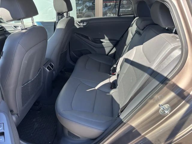 Hyundai Ioniq Hybrid Premium