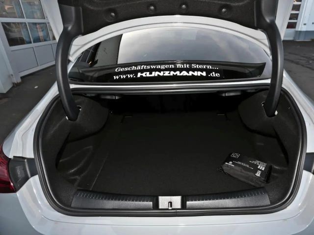 Mercedes-Benz CLA 200 AMG Line Coupé