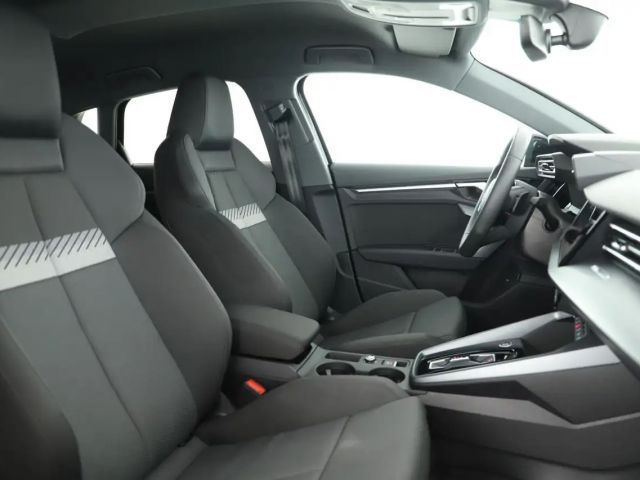 Audi A3 35 TDI S-Line S-Tronic Sedan