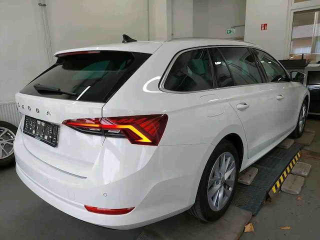 Skoda Octavia 2.0 TDI Combi Style Style