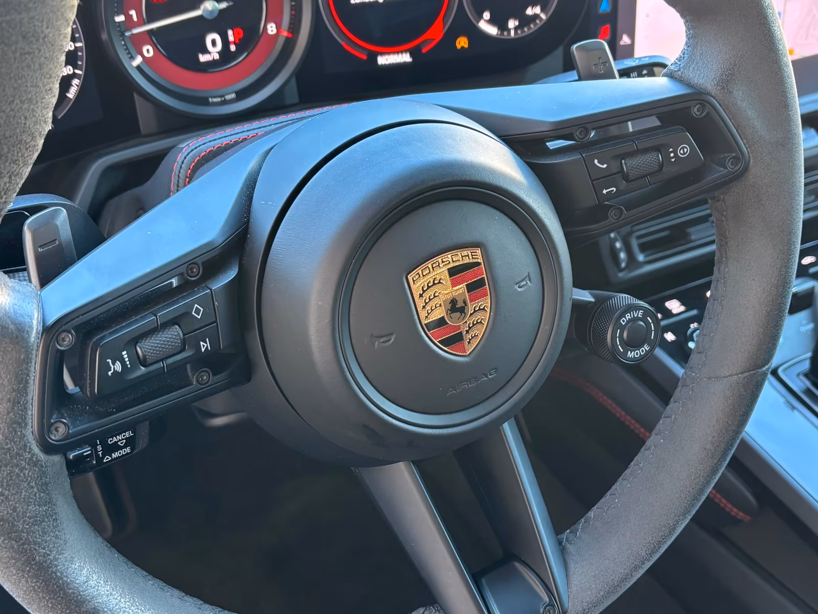Porsche 911 992 Cabriolet Carrera GTS