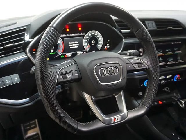 Audi Q3 40 TFSI Quattro S-Tronic