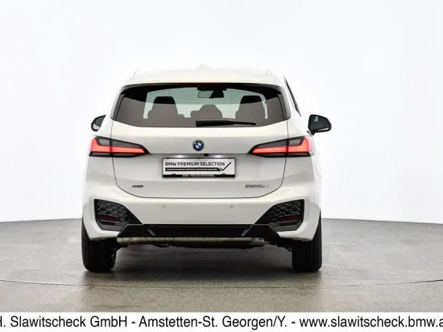 BMW 225 Sedan xDrive