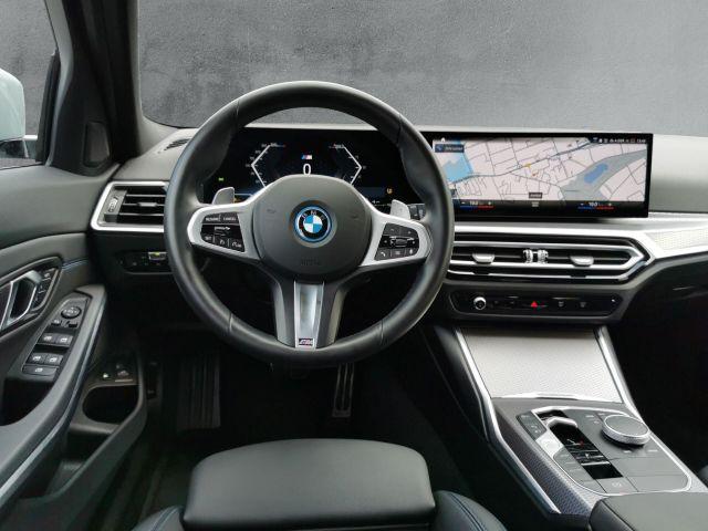BMW 330 330e Touring xDrive