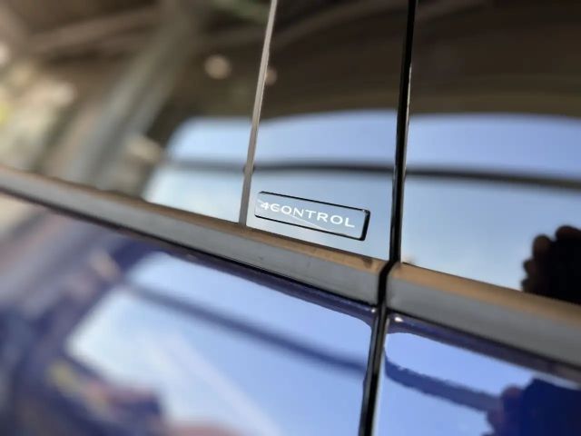 Renault Espace E-Tech Hybrid Iconic