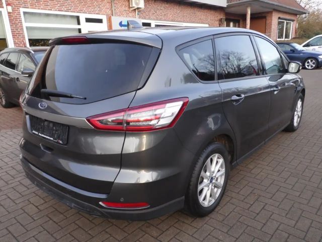 Ford S-Max Trend