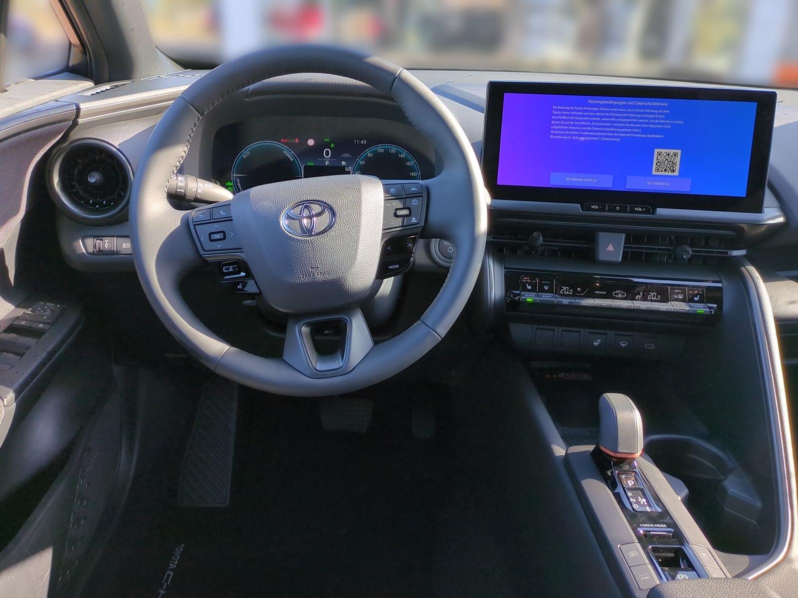 Toyota C-HR Plug-in Team D