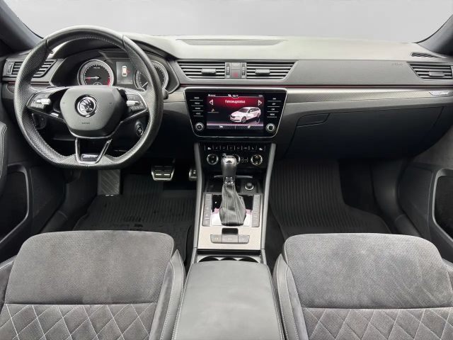 Skoda Superb 2.0 TDI Combi Sportline