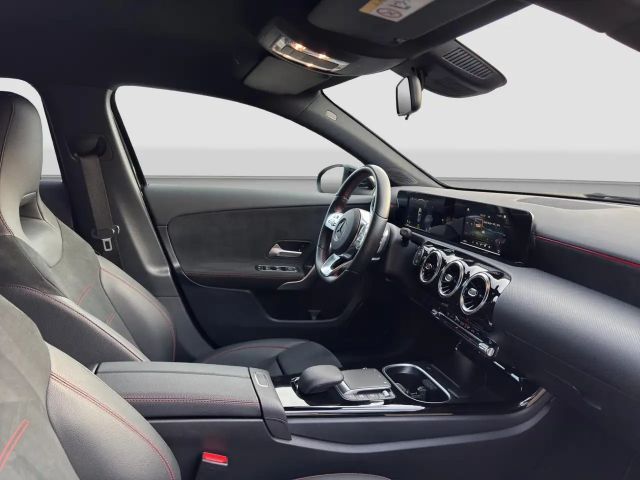 Mercedes-Benz A 200 4MATIC A 200 d AMG Line