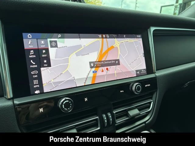 Porsche Macan Rückfahrkamera Sportabgas Luftfederung LED