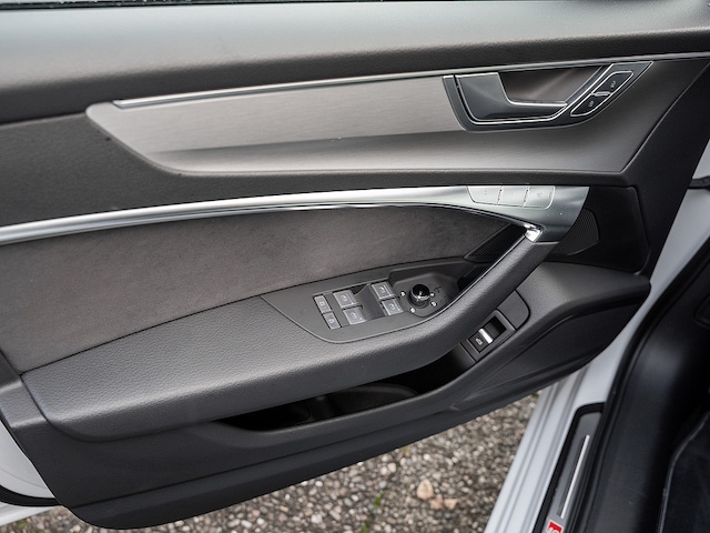 Audi S6 Avant Quattro