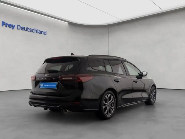Ford Focus ST Line Wagon