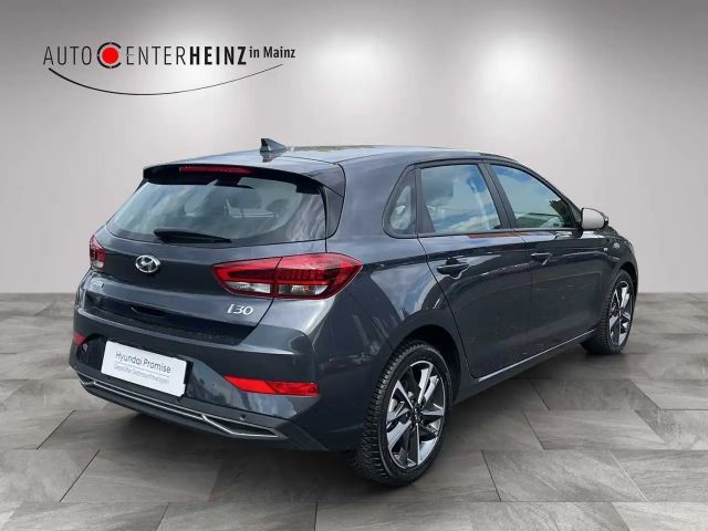 Hyundai i30 Hybrid Trend