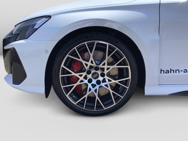 Audi RS3 Quattro S-Tronic Sedan