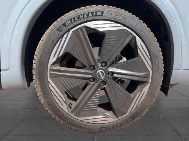 Nissan Qashqai N-DESIGN 1.3Xtronic Winter BOSE/360°/LED