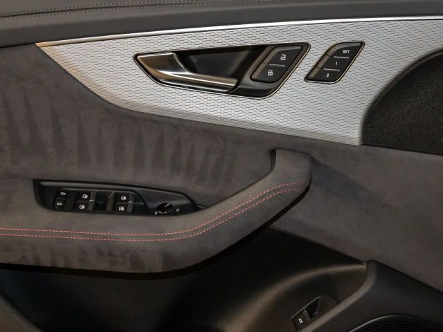 Audi RS Q8 Performance