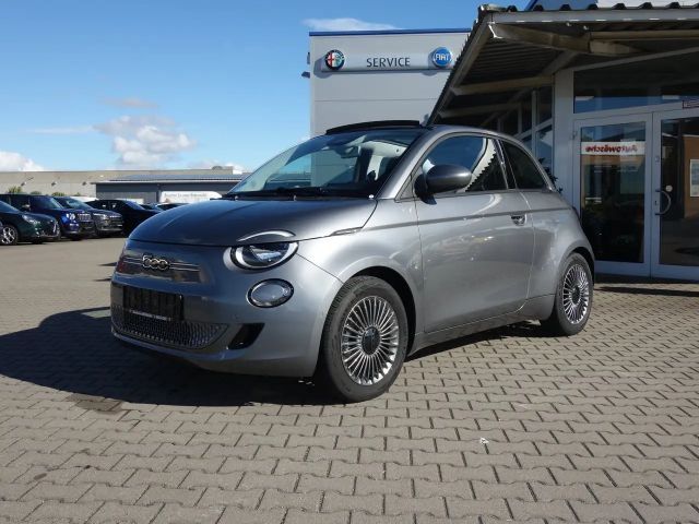 Fiat 500e Uconnect 10,25"/Komfort Paket/RfK/SHZ/360°-PDC