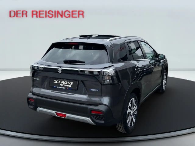 Suzuki S-Cross Flash