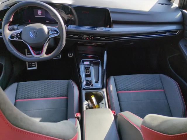 Volkswagen Golf 2.0 TSI DSG Golf VIII