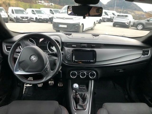 Alfa Romeo Giulietta B-Tech